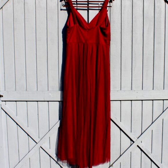 Ever Pretty Burgundy Tulle V-Neck Gown – Size 14 - Picture 6 of 7